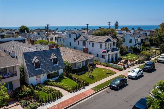 Corona Del Mar, CA 92625,310 Orchid Avenue