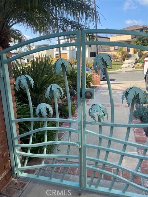 San Clemente, CA 92672,231 Avenida Princesa