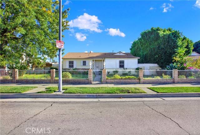 Arleta, CA 91331,13118 BRANFORD Street