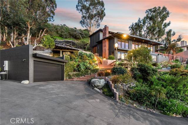 Laguna Beach, CA 92651,22315 3rd Avenue