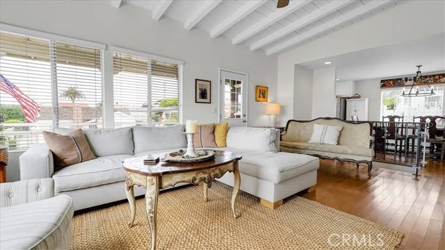 San Clemente, CA 92672,169 W Avenida Alessandro