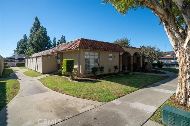 Fullerton, CA 92831,3100 Quartz Lane