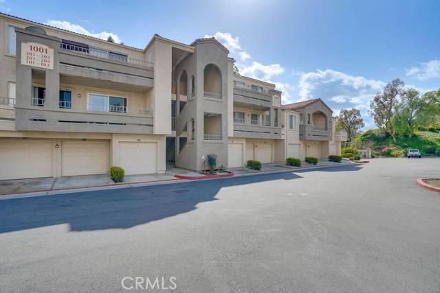 Corona, CA 92879,1001 La Terraza Circle #303