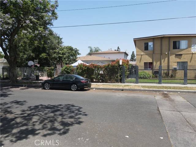 Santa Ana, CA 92703,2101 W Myrtle Street