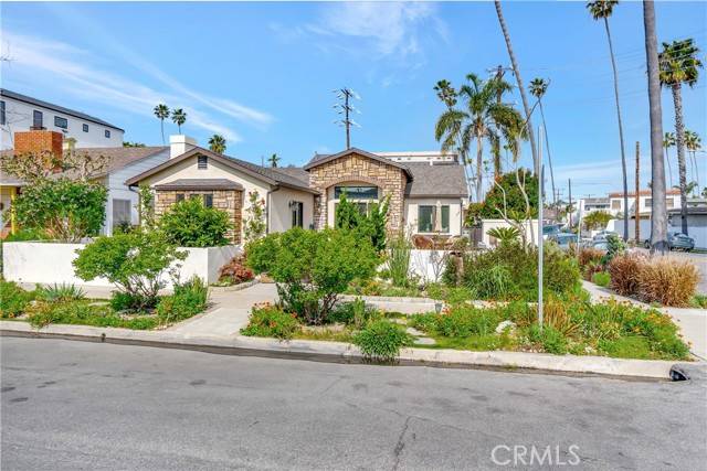 Huntington Beach, CA 92648,627 7th Street