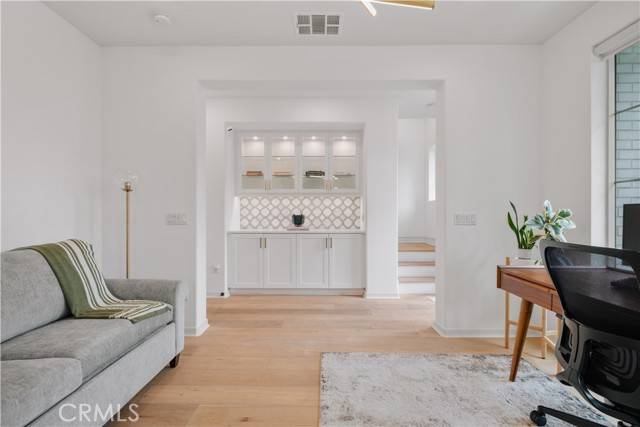 Irvine, CA 92618,234 Harringay