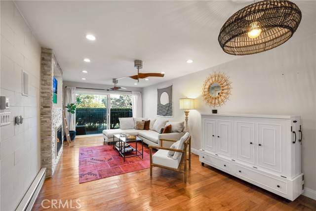 Newport Beach, CA 92663,500 Cagney Lane #106