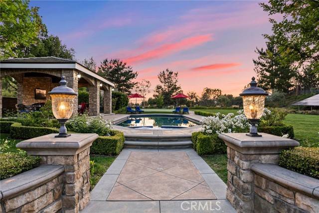 Yorba Linda, CA 92886,4245 Hidden Oaks Drive