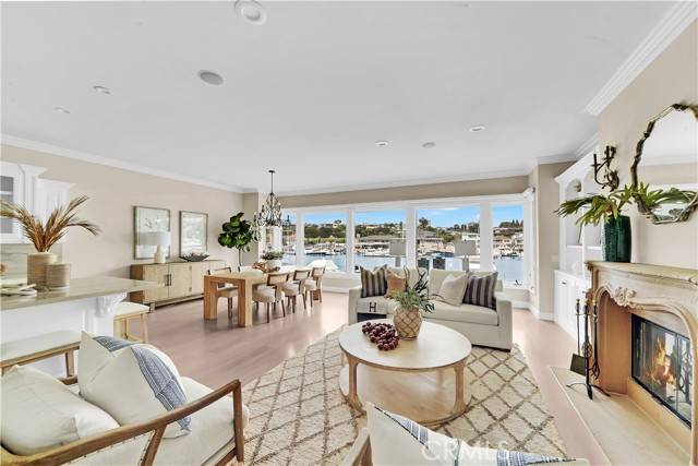 Newport Beach, CA 92662,209 E Bay Front