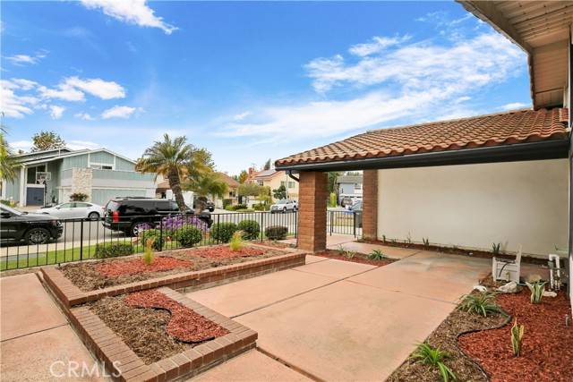 Huntington Beach, CA 92647,15552 Sunburst Lane