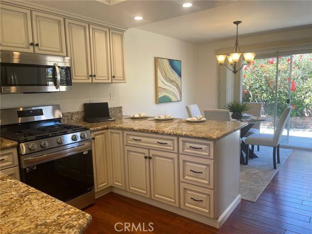 Aliso Viejo, CA 92656,18 Meadowood