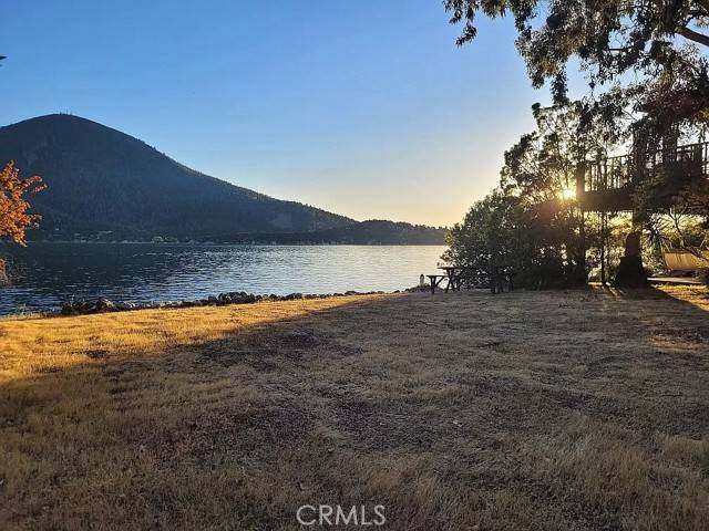 Clearlake, CA 95422,9607 Windflower