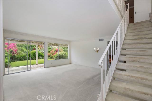 Irvine, CA 92604,15341 Moulins Circle