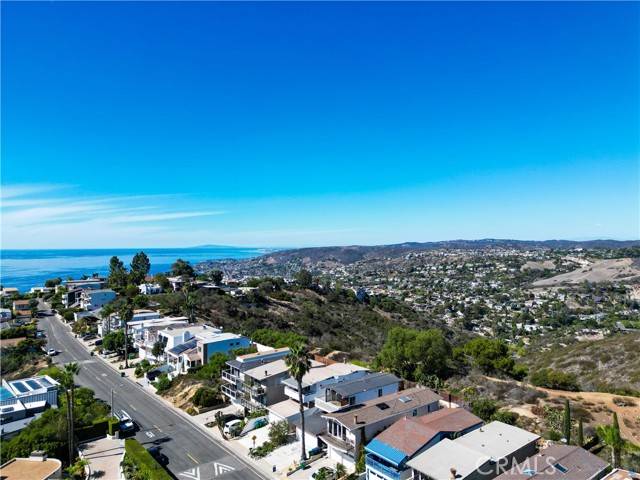 Laguna Beach, CA 92651,1744 Del Mar Avenue