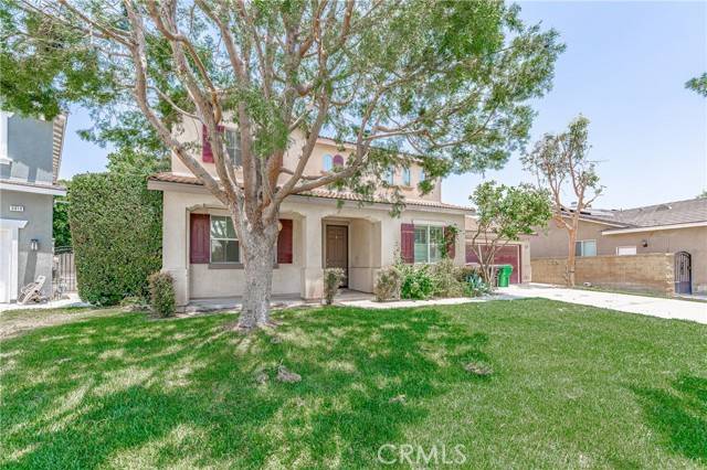 Eastvale, CA 92880,6822 Hummingbird Circle