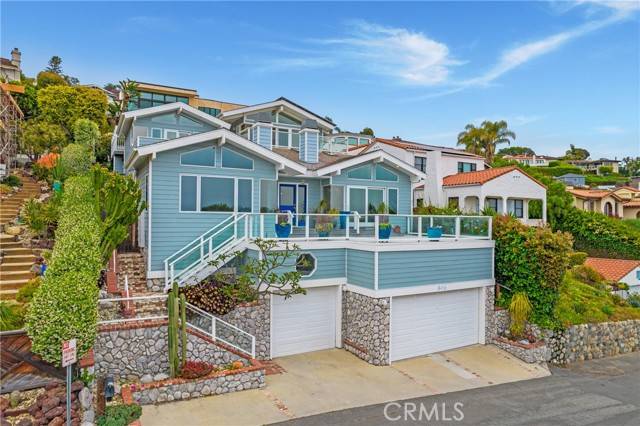 Laguna Beach, CA 92651,806 Temple Hills Drive