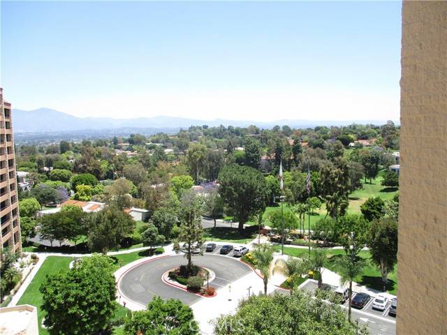 Laguna Woods, CA 92637,24055 Paseo Del Lago #1052