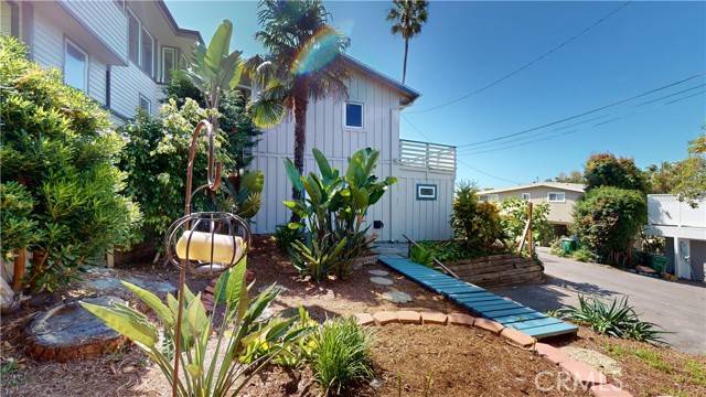 Laguna Beach, CA 92651,31955 10th Avenue