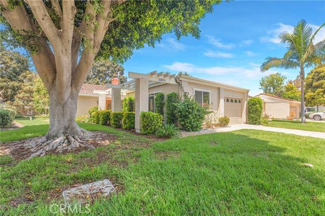 Laguna Woods, CA 92637,3321 Via Carrizo #A