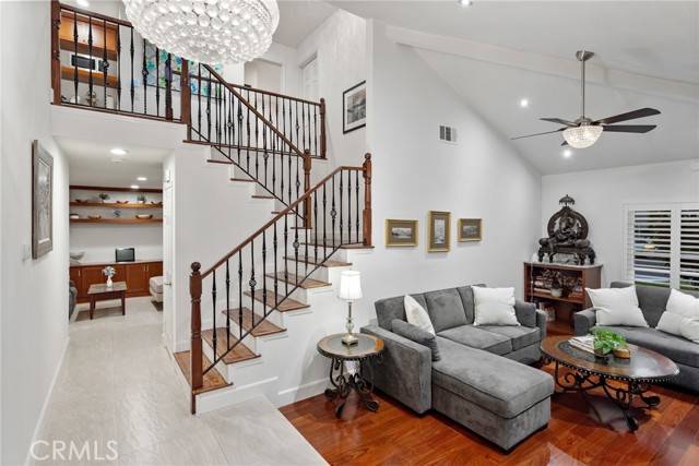 Irvine, CA 92604,8 Sandpiper