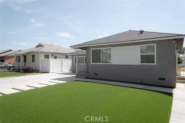 Fullerton, CA 92833,520 S. Paula Avenue