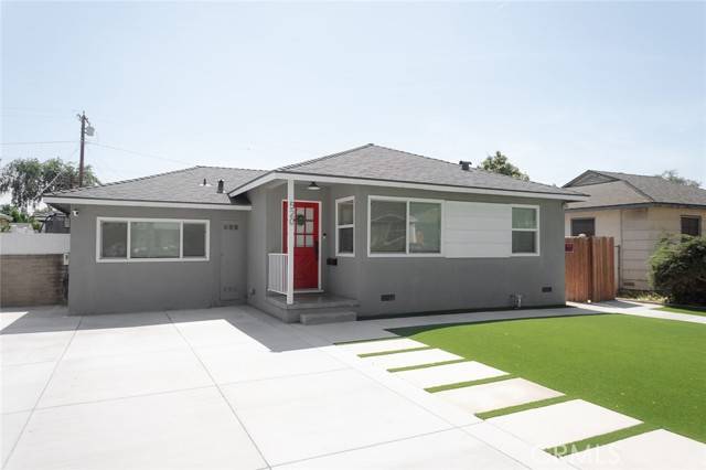 Fullerton, CA 92833,520 S. Paula Avenue
