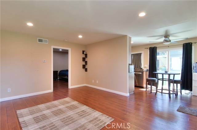 Lake Forest, CA 92630,23230 Orange Avenue #3