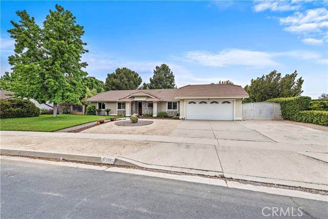 Corona, CA 92882,1941 Adobe Avenue