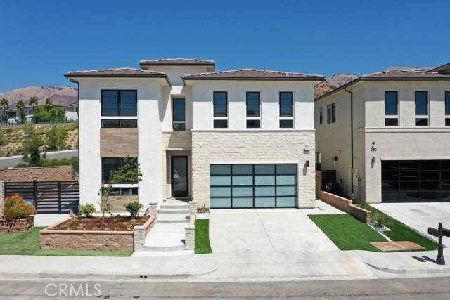 Porter Ranch, CA 91326,20615 W Hummingbird Court