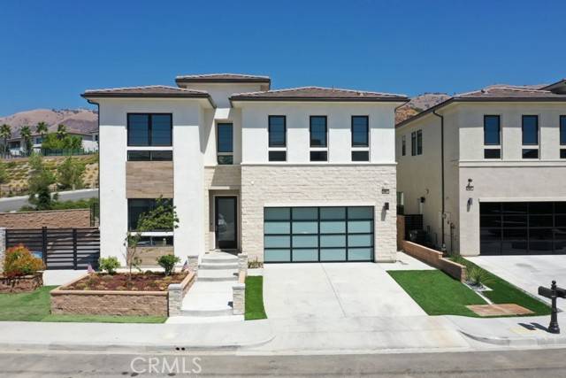 Porter Ranch, CA 91326,20615 W Hummingbird Court