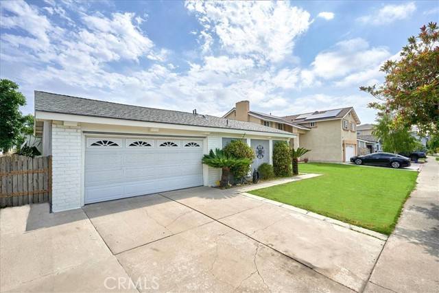 Irvine, CA 92614,3831 Beaver Street