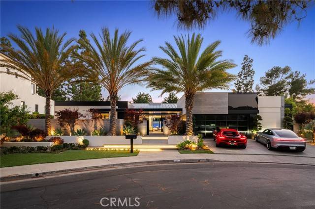 Newport Beach, CA 92660,15 Torrey Pines Lane