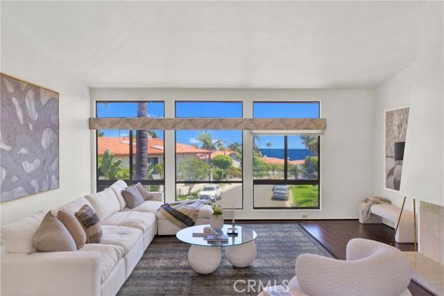 Rancho Palos Verdes, CA 90275,32701 Via Palacio