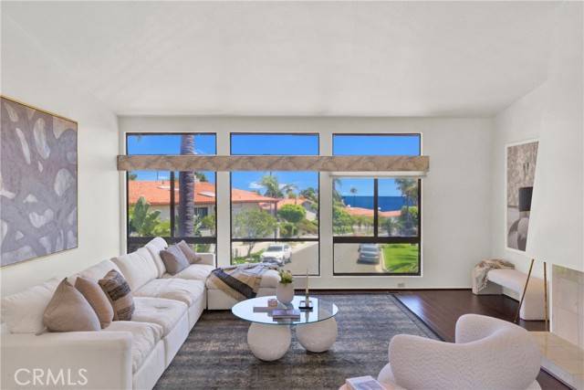 Rancho Palos Verdes, CA 90275,32701 Via Palacio