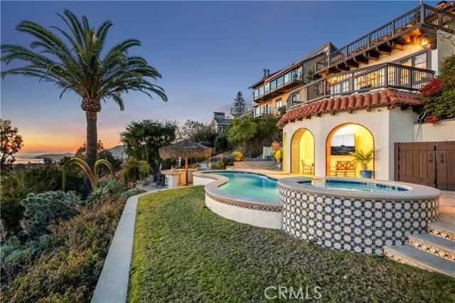 Laguna Beach, CA 92651,802 Rembrandt Drive