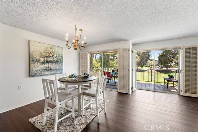 Laguna Woods, CA 92637,2390 Via Mariposa #2D