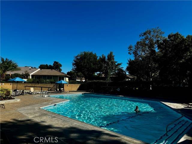 Irvine, CA 92612,17271 S Chestnut