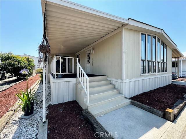 Corona, CA 92882,307 S Smith #64