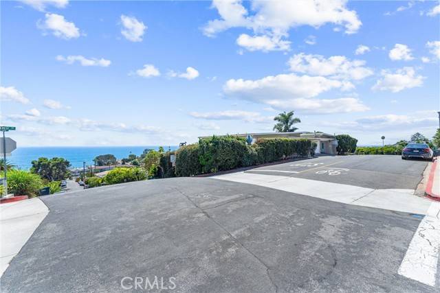 Laguna Beach, CA 92651,1445 Hillcrest Drive