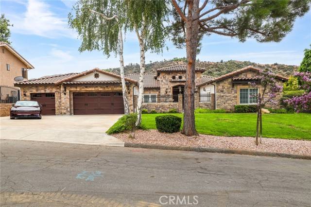 Yucaipa, CA 92399,36999 Oak View Road