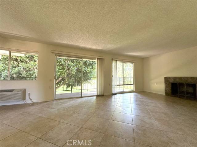 Laguna Woods, CA 92637,5498 E Paseo Del Lago #P