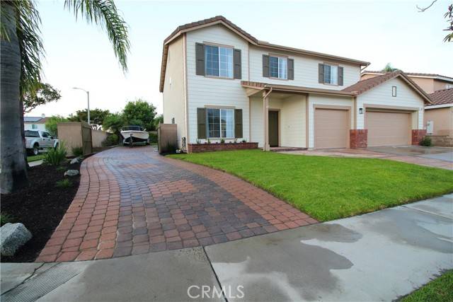 Fountain Valley, CA 92708,8817 Canary Avenue