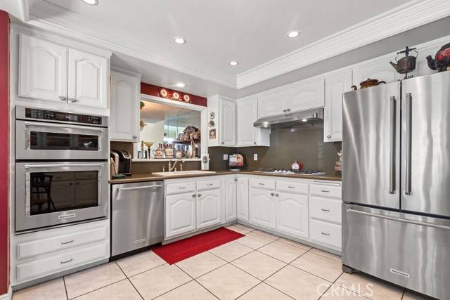 Yorba Linda, CA 92886,5326 Via Andalusia