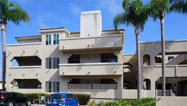 Huntington Beach, CA 92649,4591 Warner Avenue #305