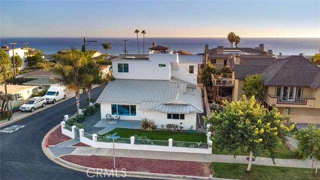 Dana Point, CA 92624,34781 Camino Capistrano