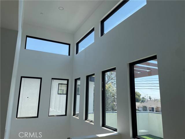 Fontana, CA 92336,8019 Alder Avenue