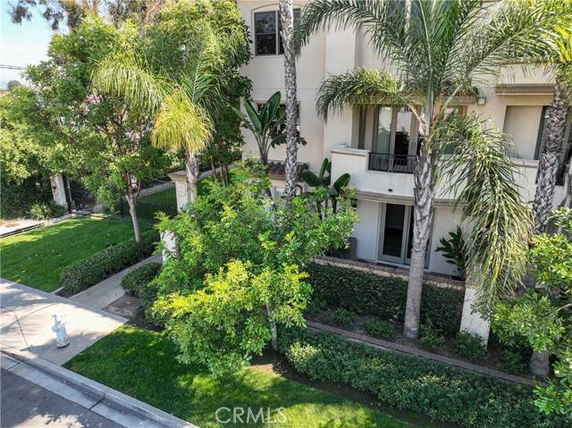 Costa Mesa, CA 92627,401 Bernard Street #203