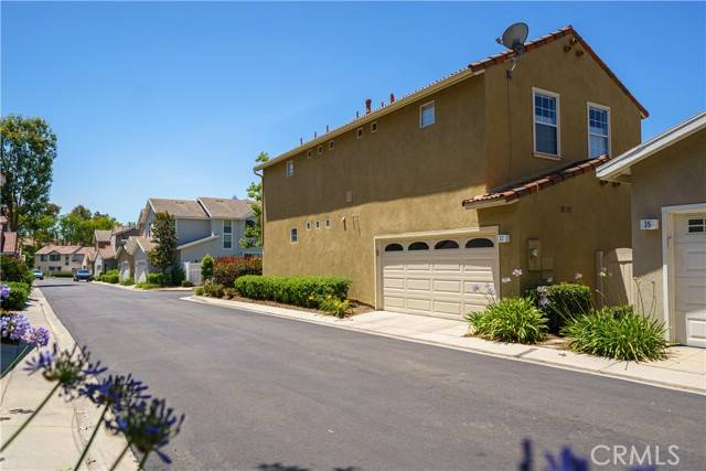 Rancho Santa Margarita, CA 92688,37 Paseo Vespertino