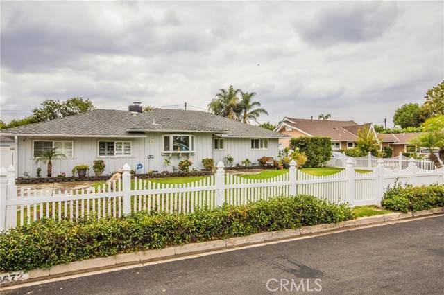 North Tustin, CA 92705,18672 Spaulding Avenue