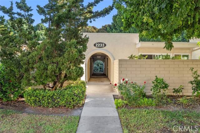 Laguna Woods, CA 92637,2233 Via Puerta #B